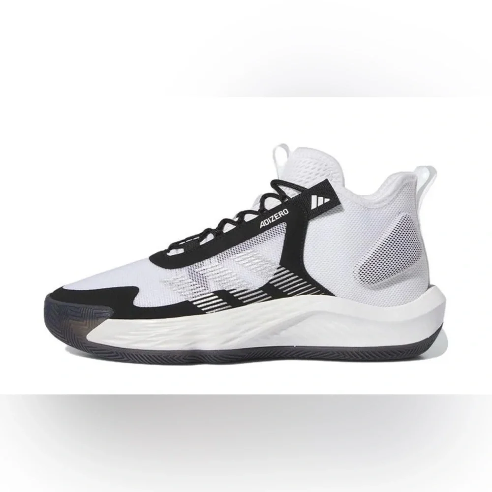 adidas Adizero White and Black Athletic Shoes running or basketball Size 8 EUC